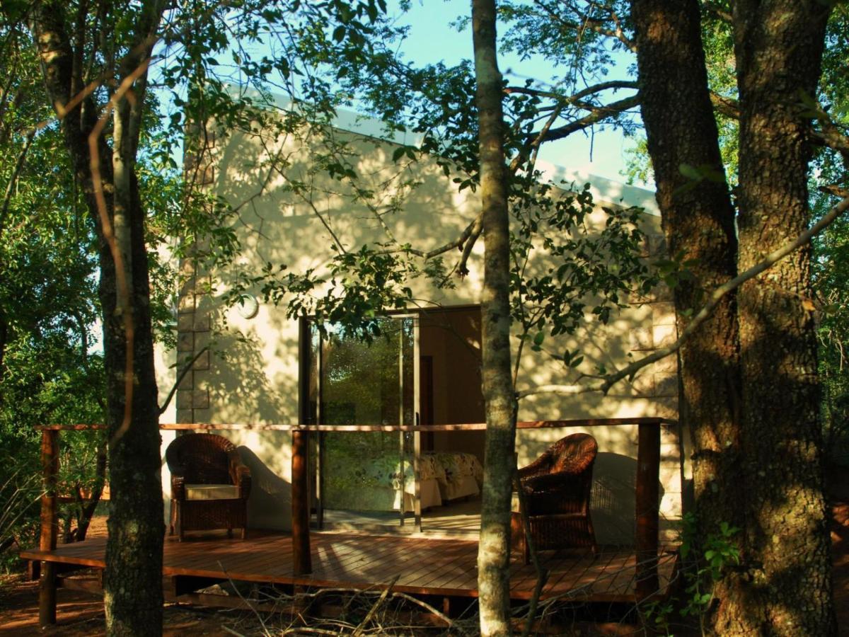 Umkhumbi Lodge Hluhluwe Exterior photo
